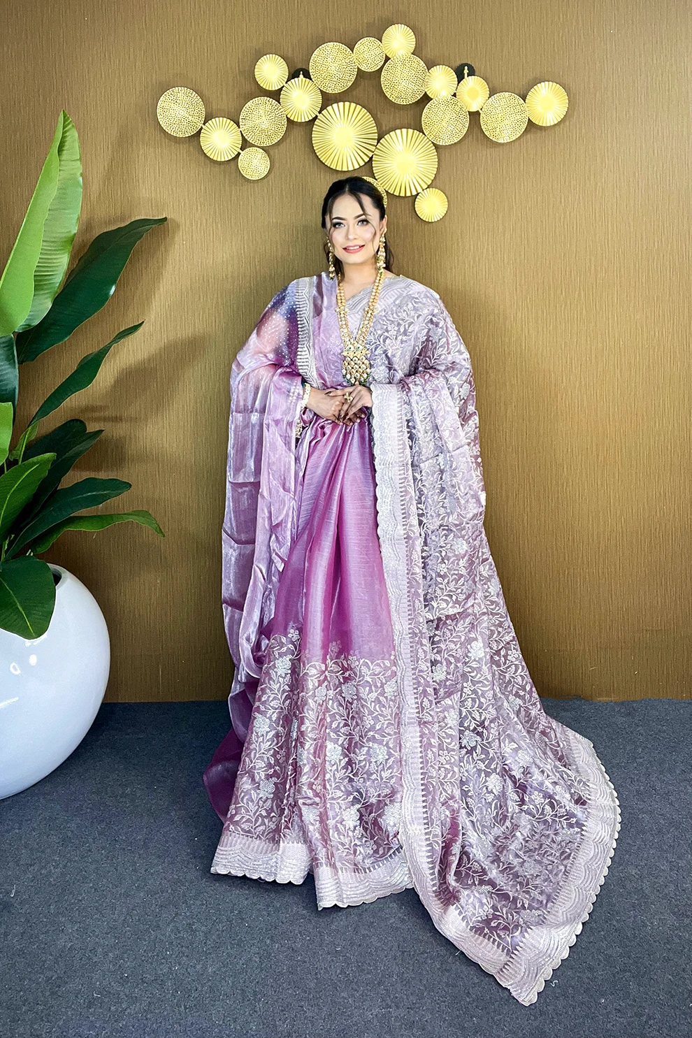 Onion Silver Grace – Premium High Grade Stone Saree ✨